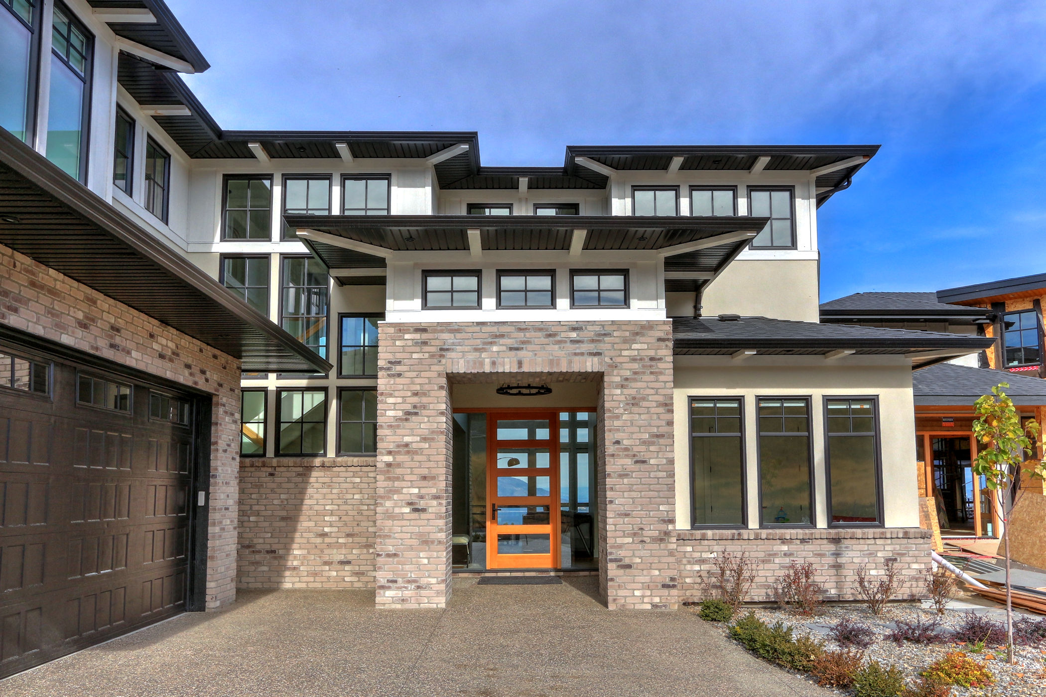 Front entrance of 470 Rockview Lane, a custom home build by Stark Homes